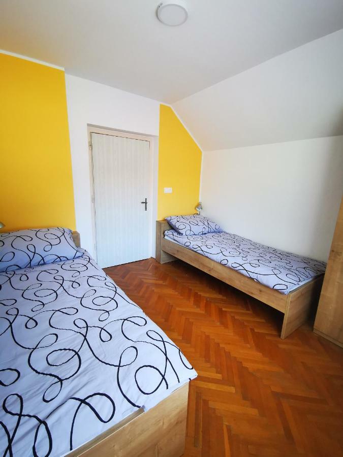 Apartmaji Tomsic Mojstrana Zewnętrze zdjęcie